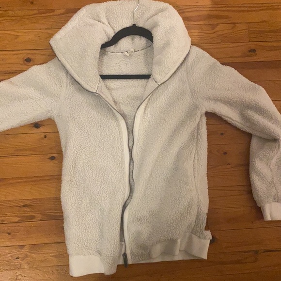 Rosy XS fuzzy coat - Picture 6 of 7